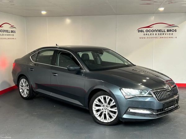 Skoda Superb Hatchback, Diesel, 2021, Grey