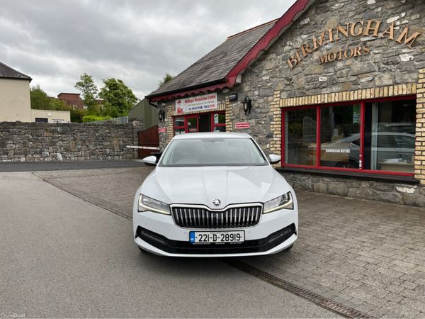 Skoda Superb Hatchback, Diesel, 2022, White
