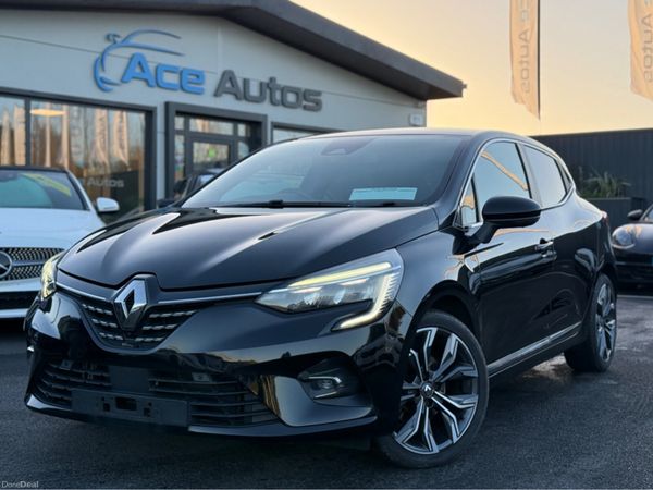 Renault Clio Hatchback, Petrol, 2021, Black