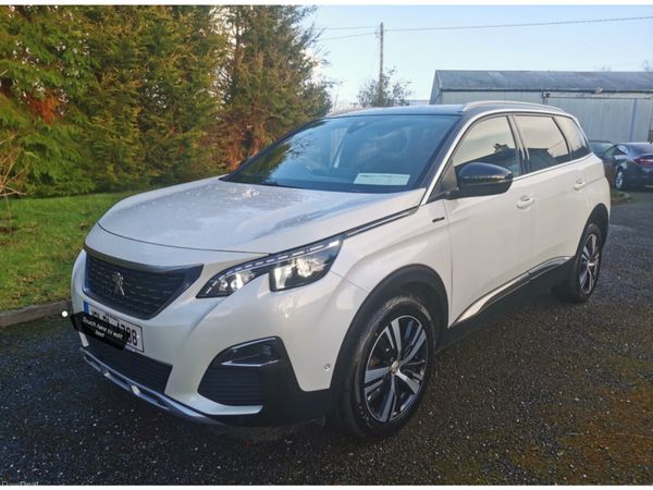 Peugeot 5008 MPV, Diesel, 2018, White