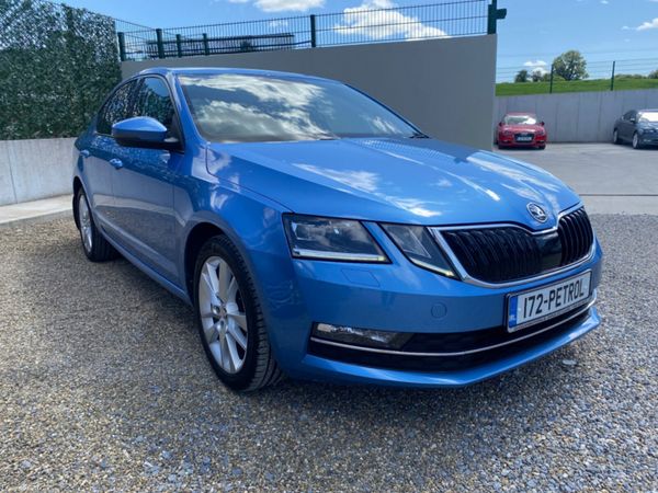 Skoda Octavia Hatchback, Petrol, 2017, Blue