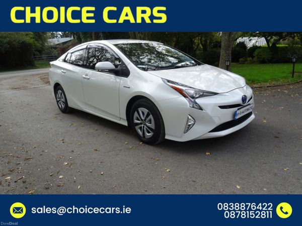 Toyota Prius Hatchback, Petrol Hybrid, 2018, White