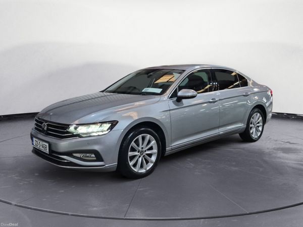 Volkswagen Passat Saloon, Diesel, 2022, Grey