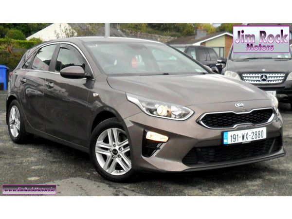 Kia Ceed Hatchback, Diesel, 2019, Brown