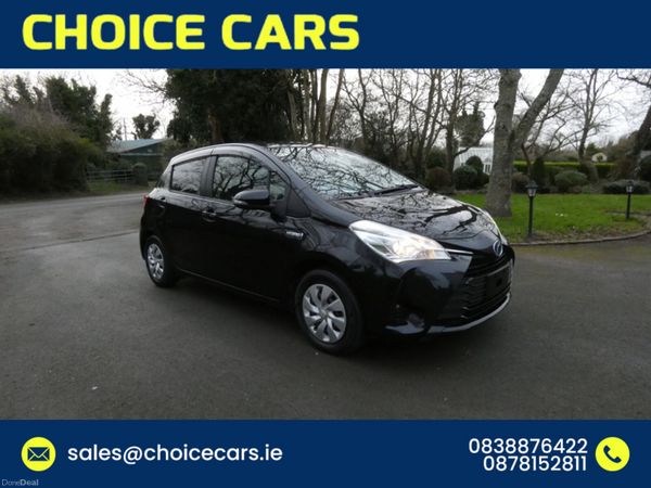 Toyota Yaris Hatchback, Petrol Hybrid, 2017, Black