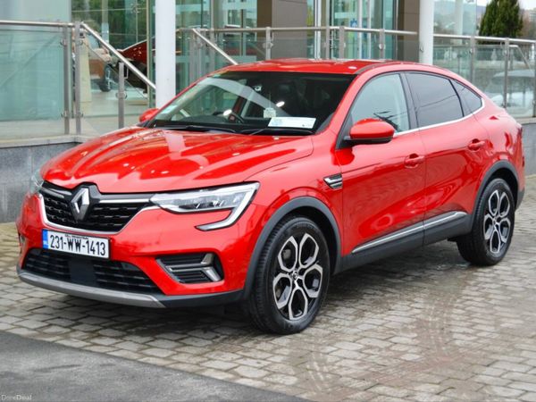 Renault Arkana Hatchback, Petrol, 2023, Red