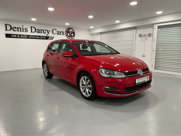Volkswagen Golf Hatchback, Petrol, 2014, Red