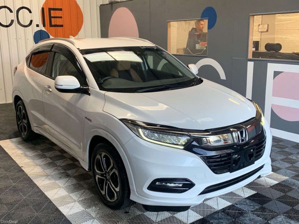 Honda Vezel SUV, Petrol Hybrid, 2020, White