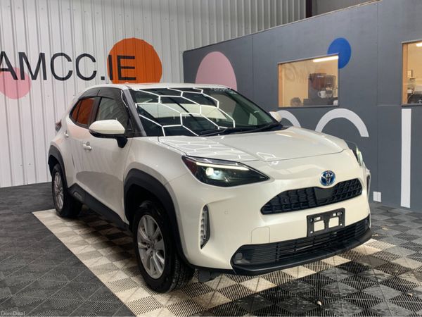 Toyota Yaris Cross SUV, Petrol Hybrid, 2022, White
