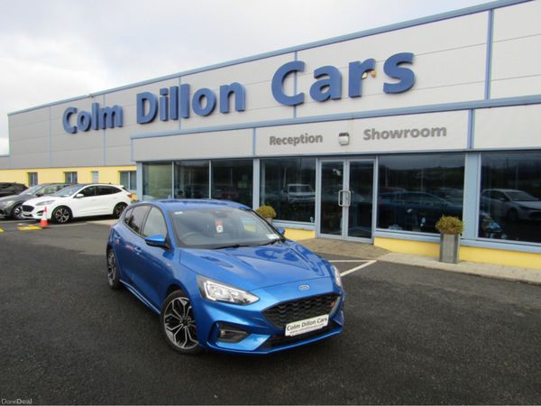Ford Focus Hatchback, Petrol Hybrid, 2022, Blue