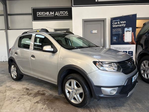 Dacia Sandero Stepway Hatchback, Diesel, 2014, Silver