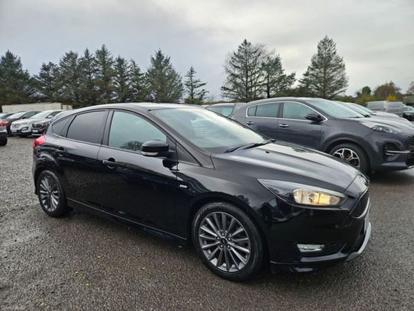 Ford Focus Hatchback, Petrol, 2018, Black