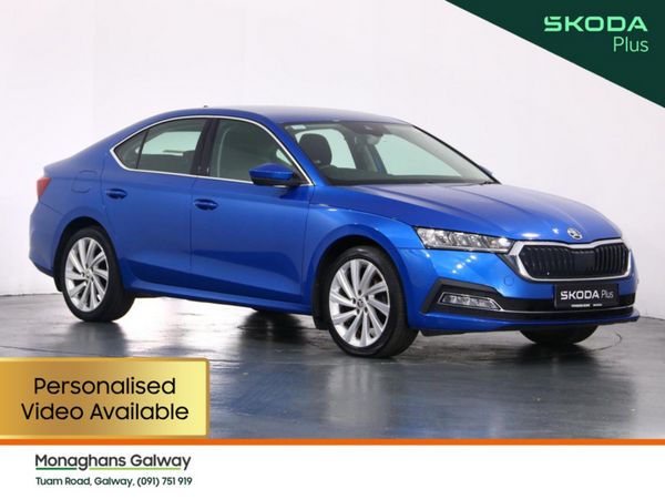Skoda Octavia Saloon, Diesel, 2021, Blue