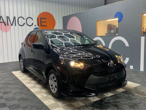 Toyota Yaris Hatchback, Petrol, 2023, Black