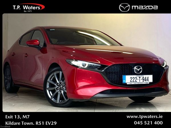 Mazda Mazda3 Hatchback, Petrol, 2022, Red