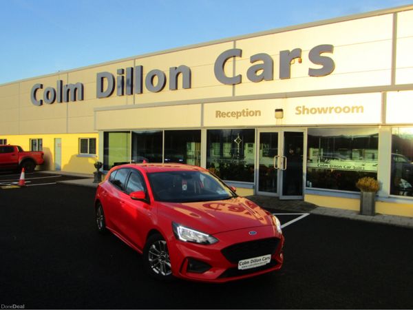 Ford Focus Hatchback, Diesel, 2020, Red