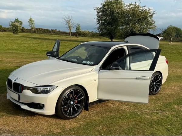 BMW 3-Series Saloon, Diesel, 2012, White