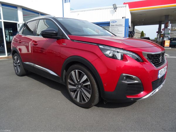 Peugeot 3008 Hatchback, Diesel, 2018, Red