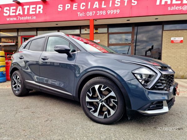 Kia Sportage MPV, Diesel, 2022, Grey