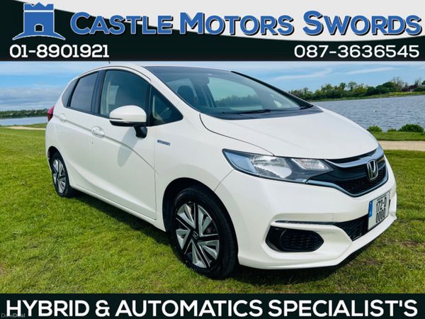 Honda Jazz Hatchback, Petrol, 2017, White