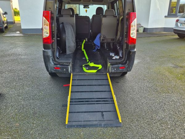 Peugeot Expert MPV, Diesel, 2011, Grey