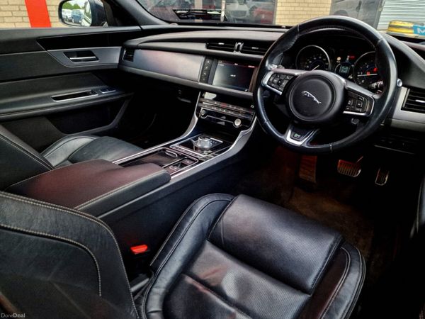 Jaguar XF Saloon, Diesel, 2016, Black