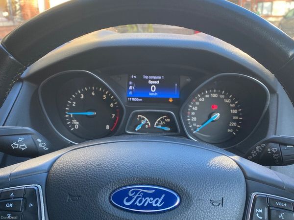 Ford Focus Hatchback, Petrol, 2016, Blue