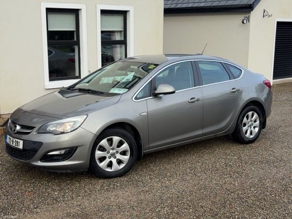 Opel Astra Saloon, Diesel, 2017, Grey
