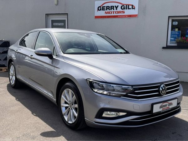 Volkswagen Passat Saloon, Diesel, 2022, Grey