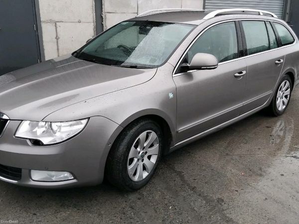 Skoda Superb Estate, Diesel, 2012, Purple