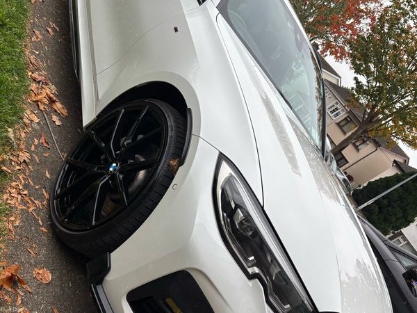 BMW 3-Series Estate, Petrol Plug-in Hybrid, 2020, White