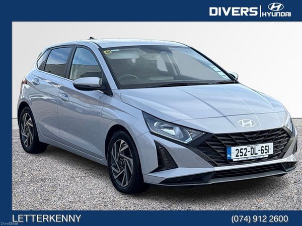 Hyundai i20 Hatchback, Petrol, 2025, Grey