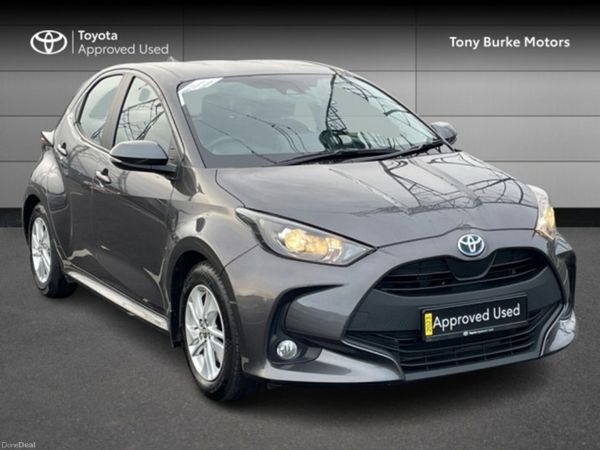 Toyota Yaris Hatchback, Petrol Hybrid, 2023, Grey