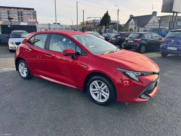 Toyota Corolla Hatchback, Petrol Hybrid, 2021, Red