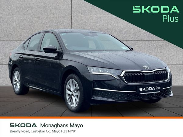 Skoda Octavia Hatchback, Diesel, 2025, Black