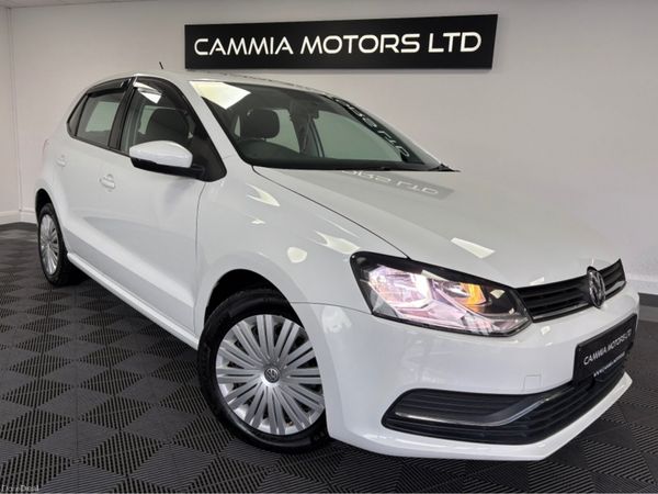 Volkswagen Polo Hatchback, Petrol, 2014, White