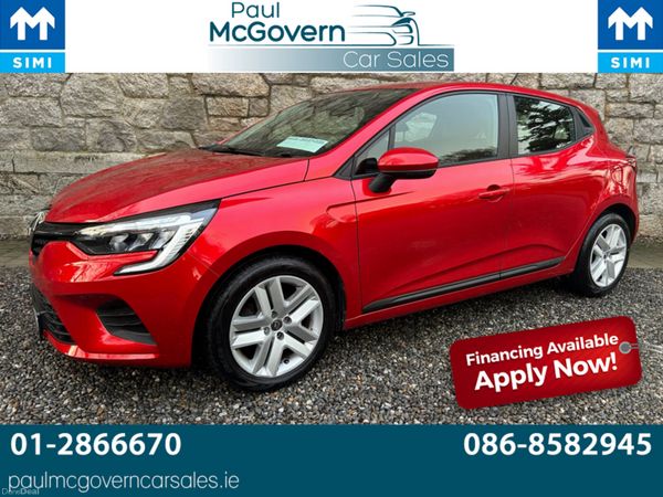 Renault Clio Hatchback, Petrol, 2022, Red