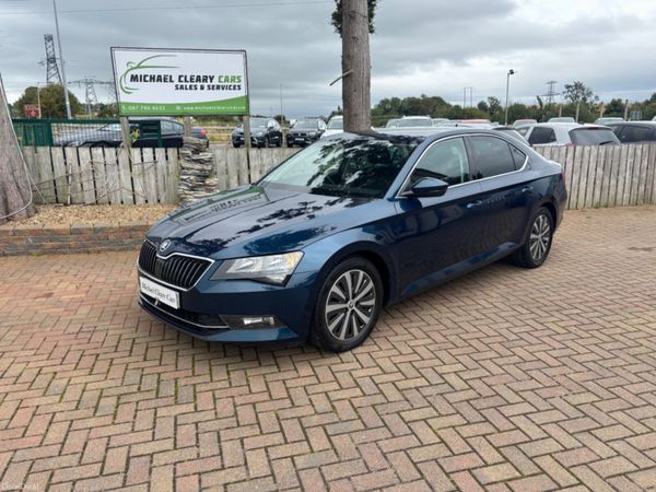 Skoda Superb Hatchback, Diesel, 2017, Blue