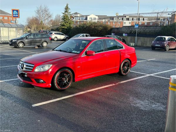 Mercedes-Benz C-Class Saloon, Diesel, 2010, Red
