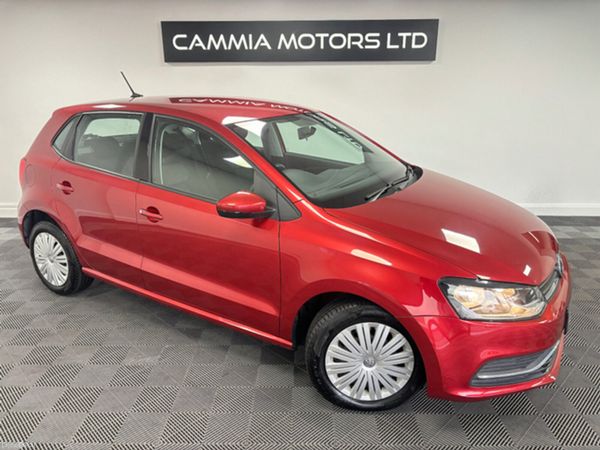 Volkswagen Polo Hatchback, Petrol, 2015, Red