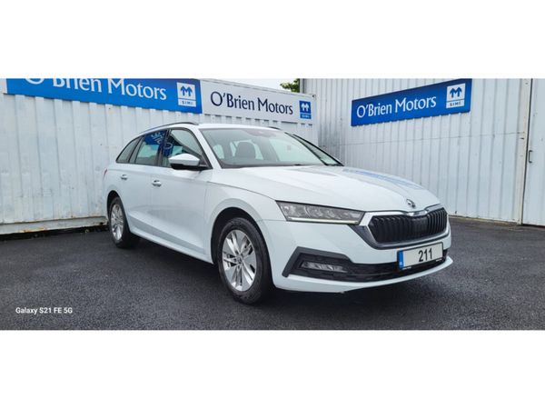 Skoda Octavia Estate, Diesel, 2021, White