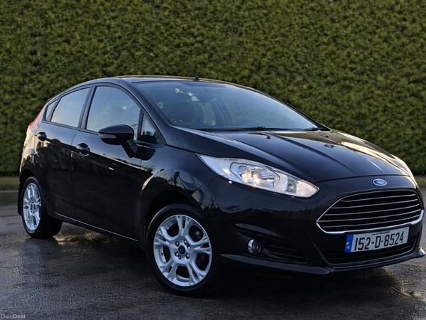 Ford Fiesta Hatchback, Petrol, 2015, Black
