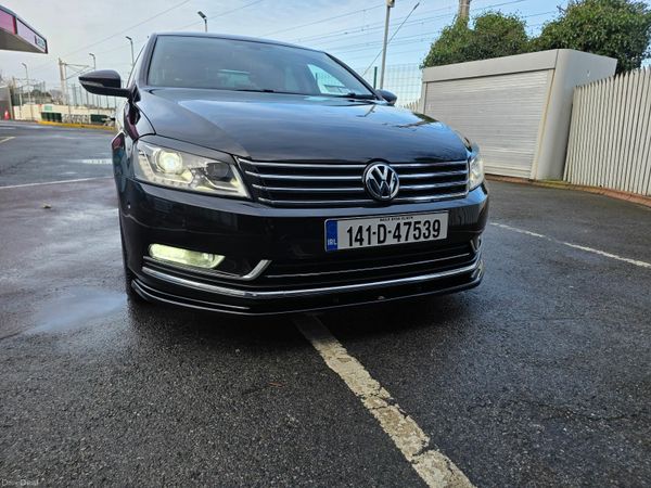 Volkswagen Passat Saloon, Petrol, 2014, Black
