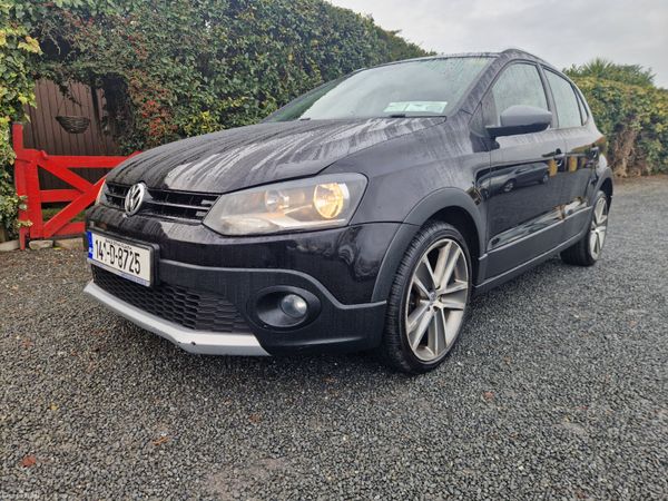 Volkswagen Polo Hatchback, Petrol, 2014, Black