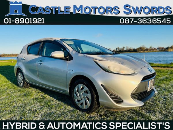 Toyota Aqua Hatchback, Petrol Hybrid, 2017, Silver