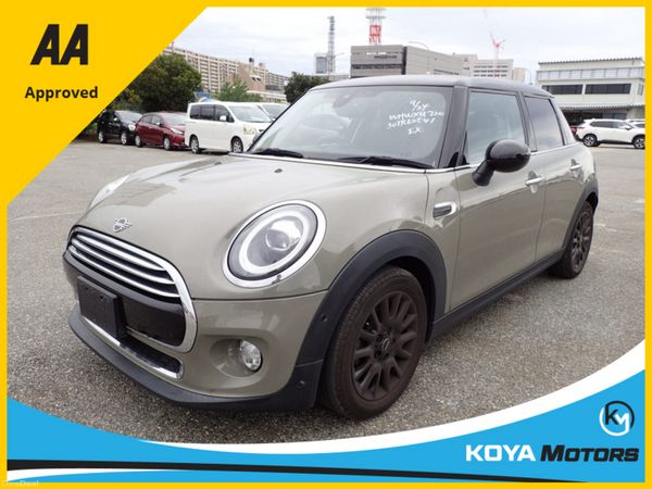 Mini Cooper Hatchback, Diesel, 2019, Grey
