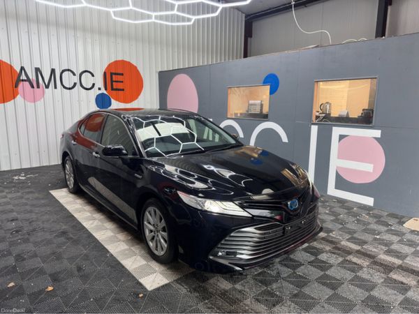 Toyota Camry Saloon, Petrol Hybrid, 2019, Black