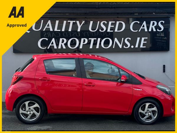 Toyota Yaris Hatchback, Petrol Hybrid, 2015, Red