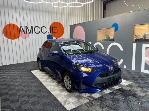Toyota Yaris Hatchback, Petrol, 2021, Blue