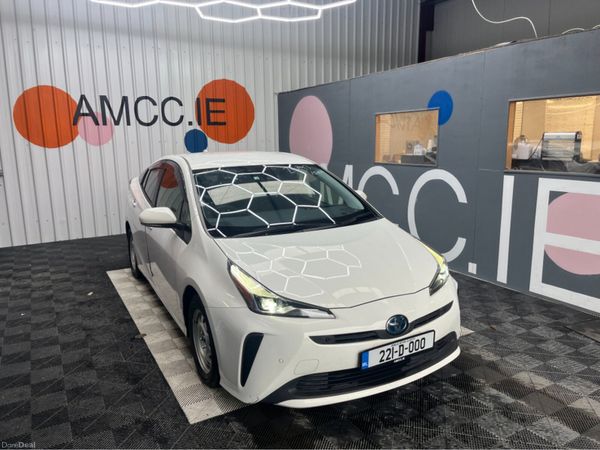 Toyota Prius Saloon, Petrol Hybrid, 2022, White